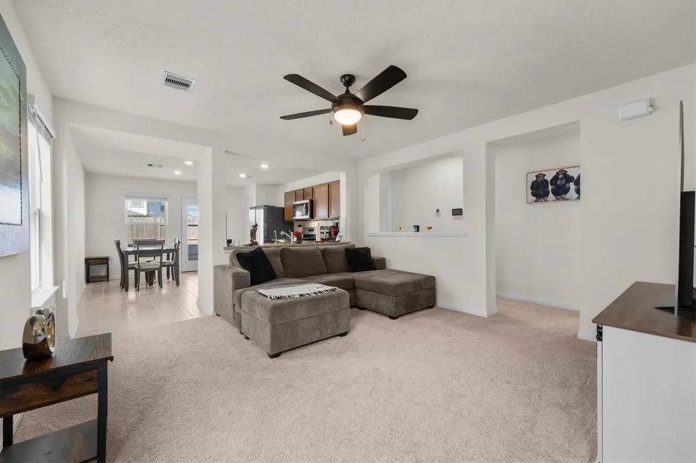 15707 Lemmonwood Hills Lane Houston, TX 77044