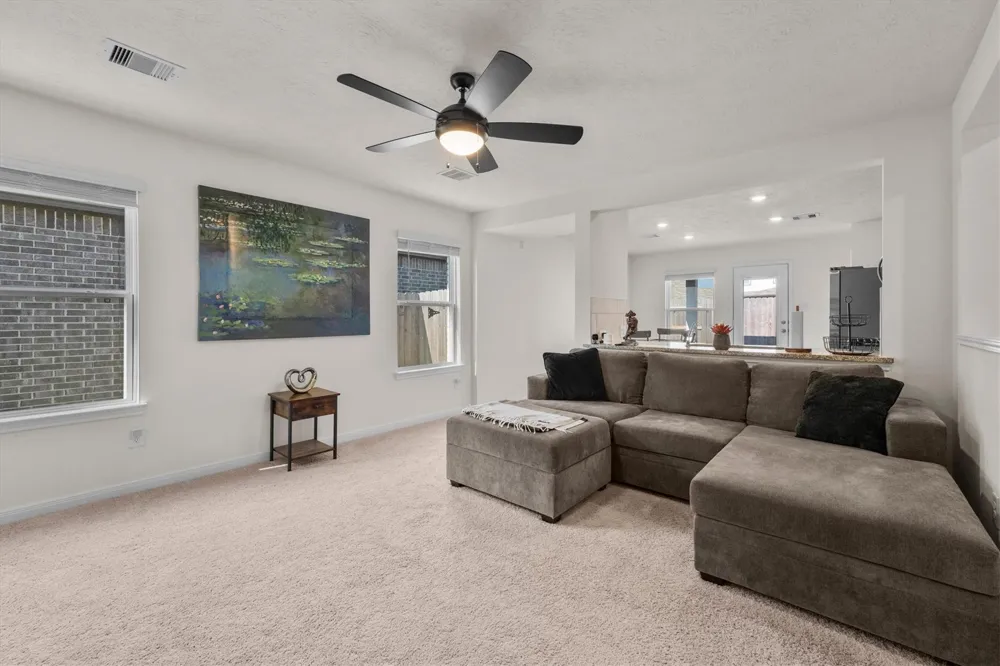 15707 Lemmonwood Hills Lane Houston, TX 77044