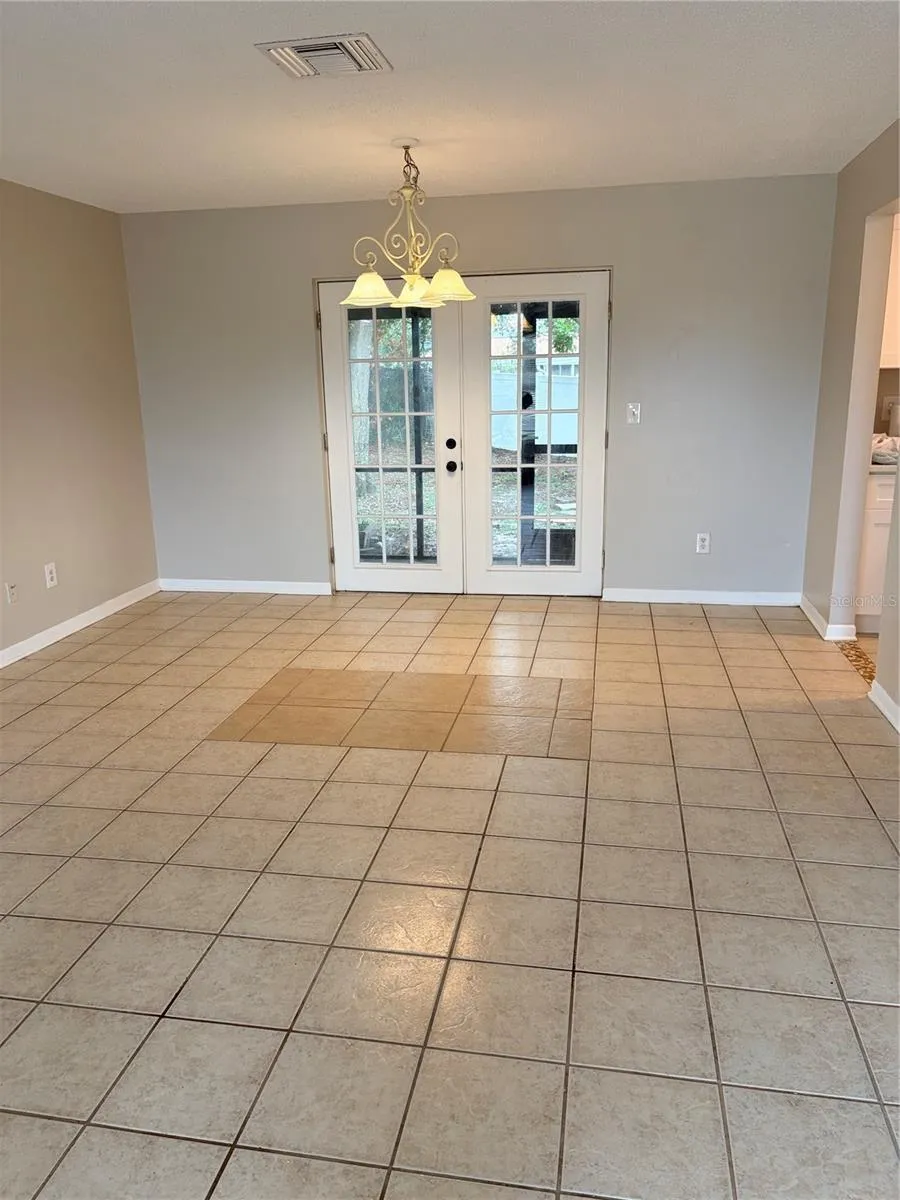 2942 GREYNOLDS STREET Deltona, FL 32738