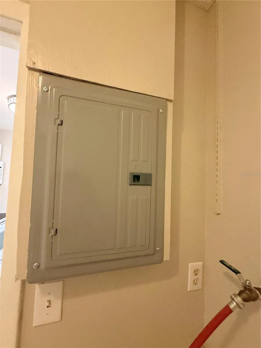 2942 GREYNOLDS STREET Deltona, FL 32738