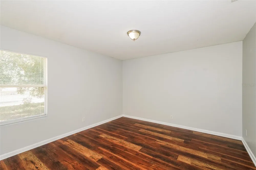 5203 39TH STREET Tampa, FL 33610