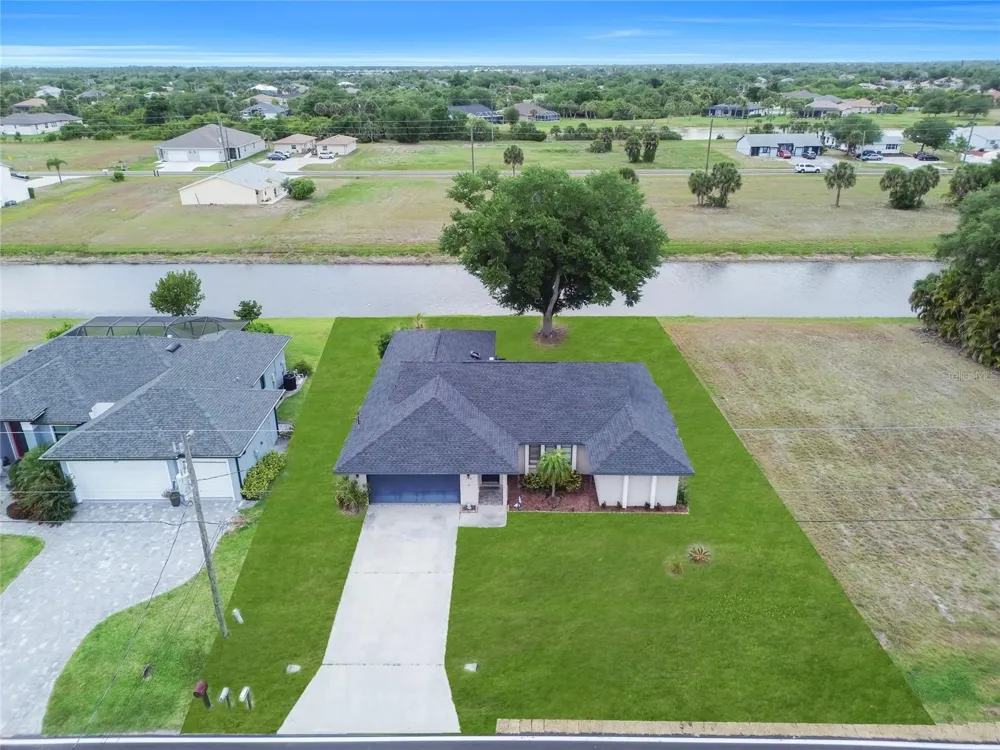 299 ROTONDA CIRCLE Rotonda West, FL 33947