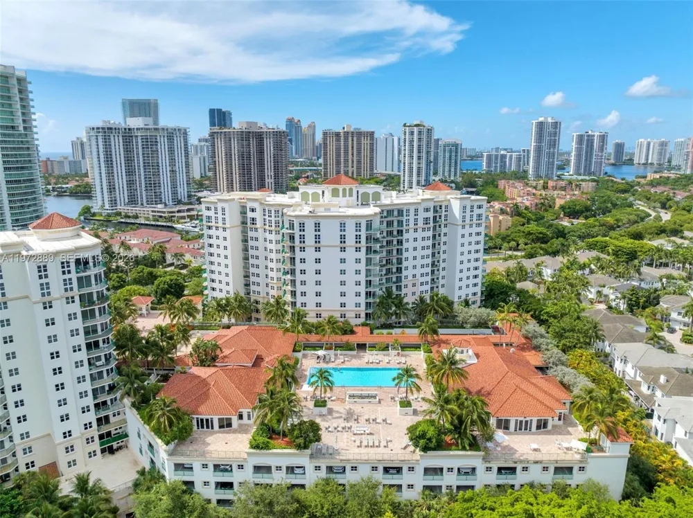 20000 E Country Club Dr #714 Aventura, FL 33180