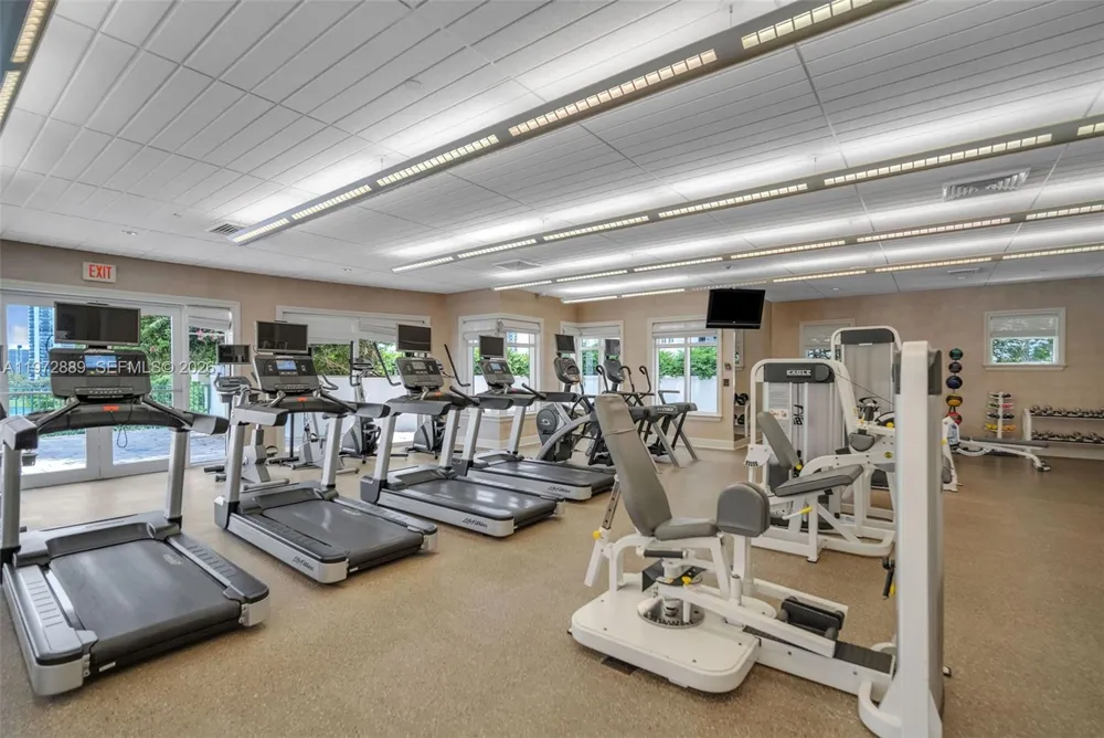 20000 E Country Club Dr #714 Aventura, FL 33180
