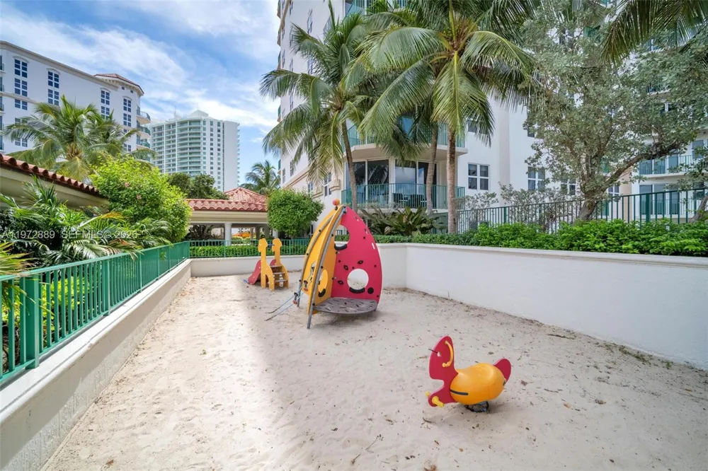 20000 E Country Club Dr #714 Aventura, FL 33180