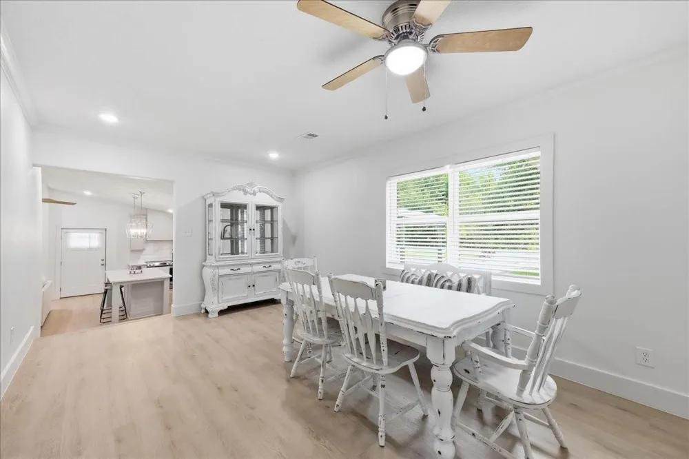 11565 Greenway Drive Beaumont, TX 77705