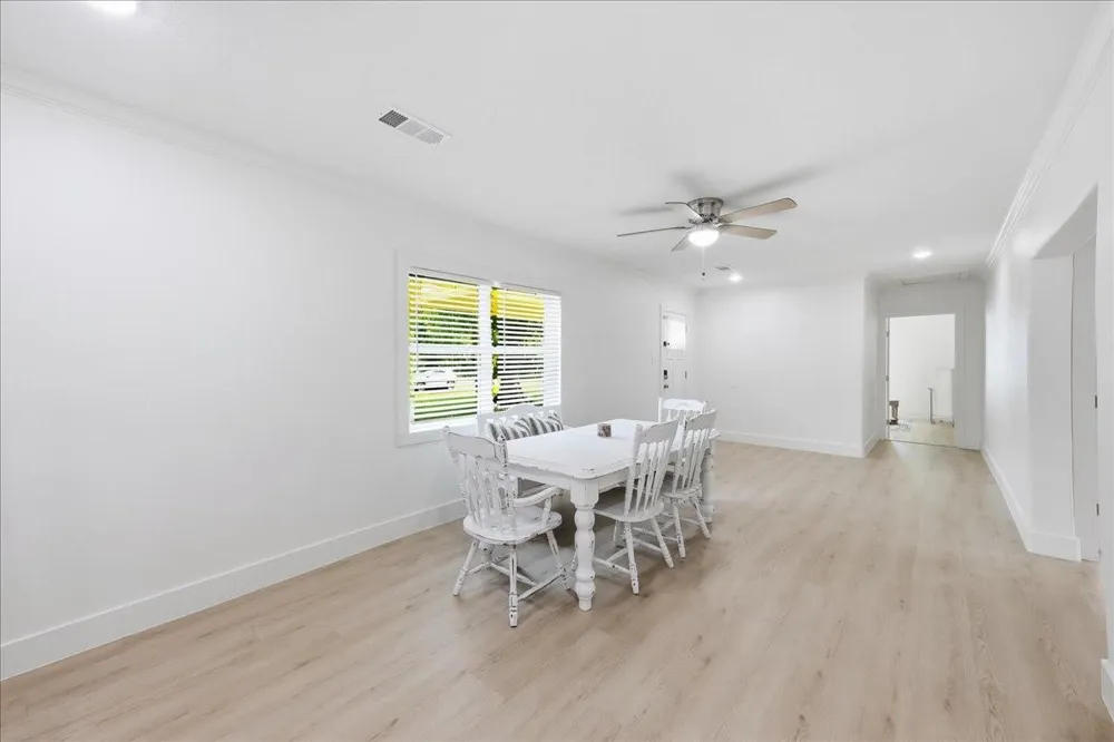 11565 Greenway Drive Beaumont, TX 77705
