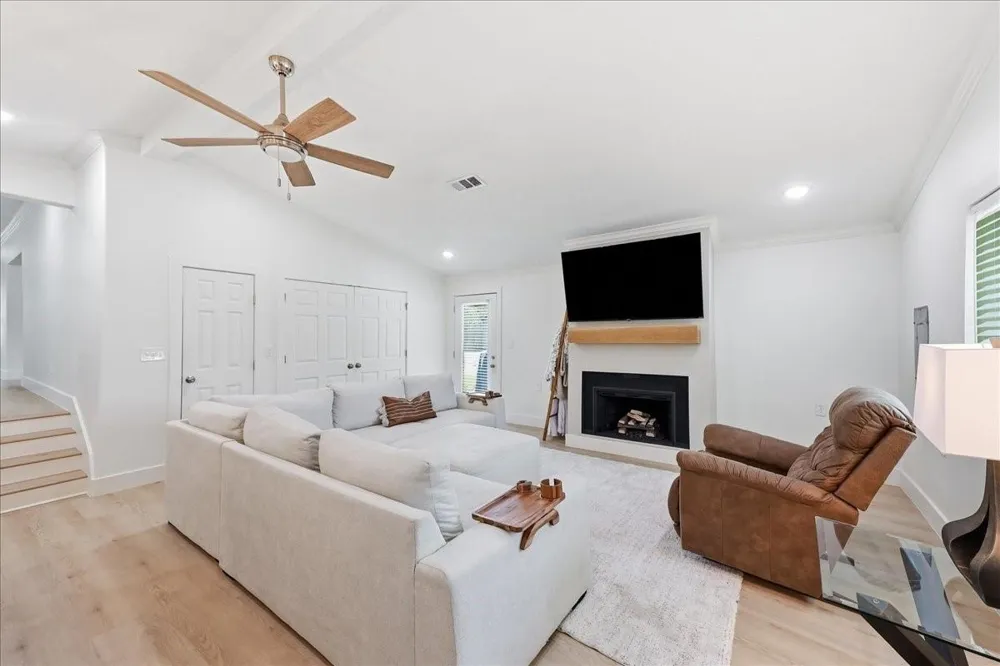 11565 Greenway Drive Beaumont, TX 77705