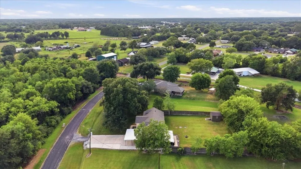 11565 Greenway Drive Beaumont, TX 77705