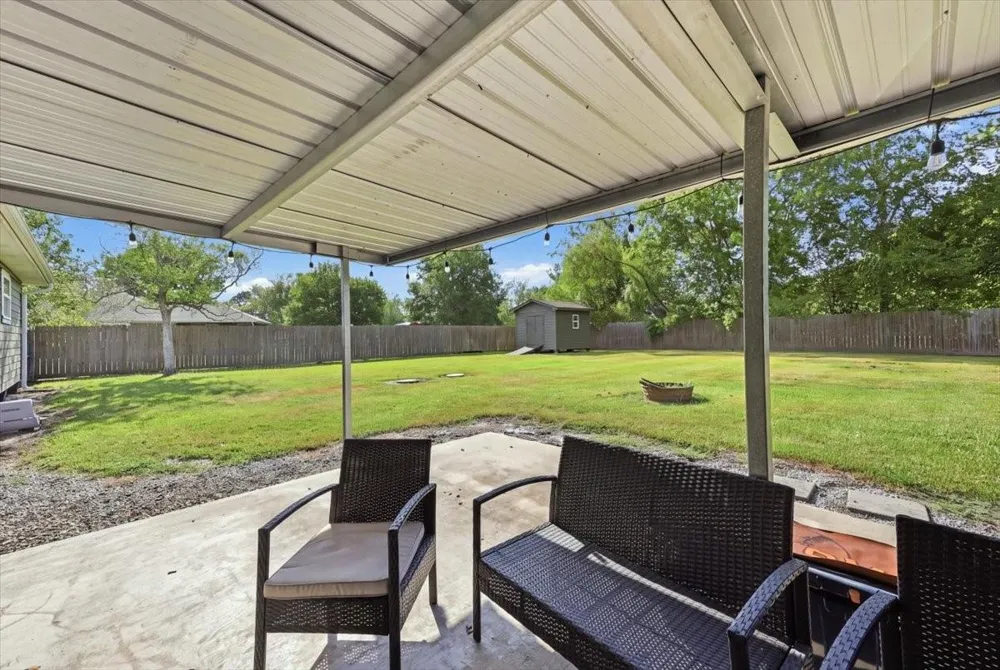 11565 Greenway Drive Beaumont, TX 77705