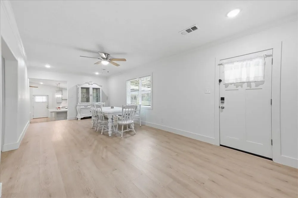 11565 Greenway Drive Beaumont, TX 77705