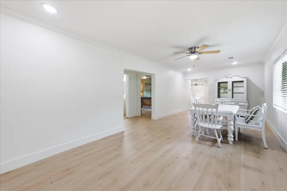 11565 Greenway Drive Beaumont, TX 77705