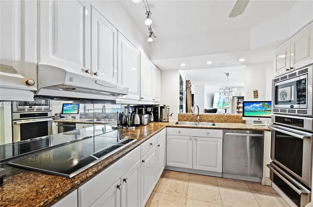 8925 Collins Ave #9J Surfside, FL 33154