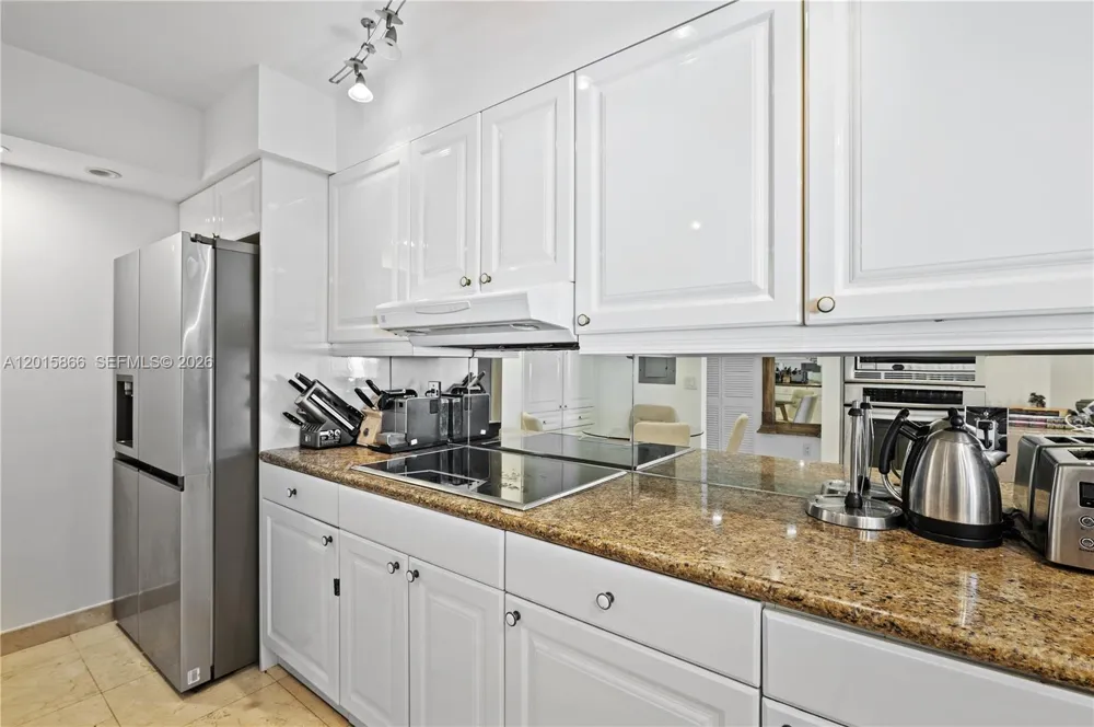 8925 Collins Ave #9J Surfside, FL 33154