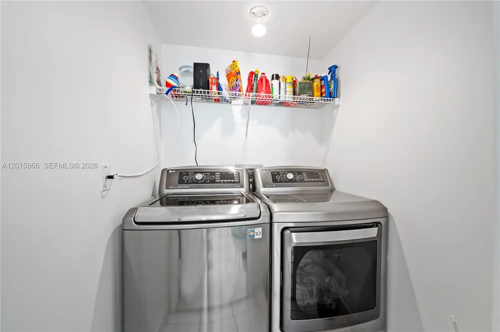 8925 Collins Ave #9J Surfside, FL 33154