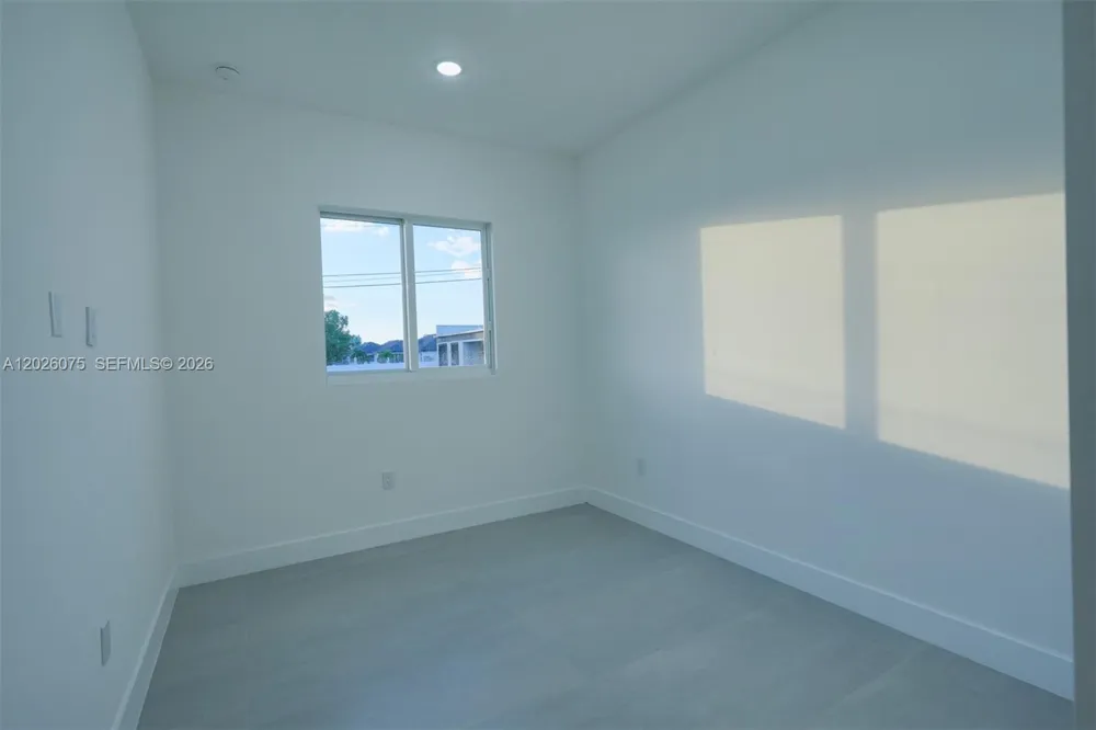 5 SW 26th Place Cape Coral, FL 33991