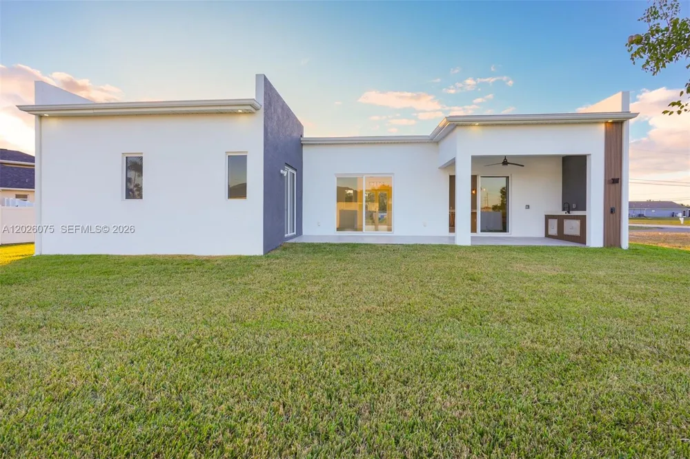 5 SW 26th Place Cape Coral, FL 33991
