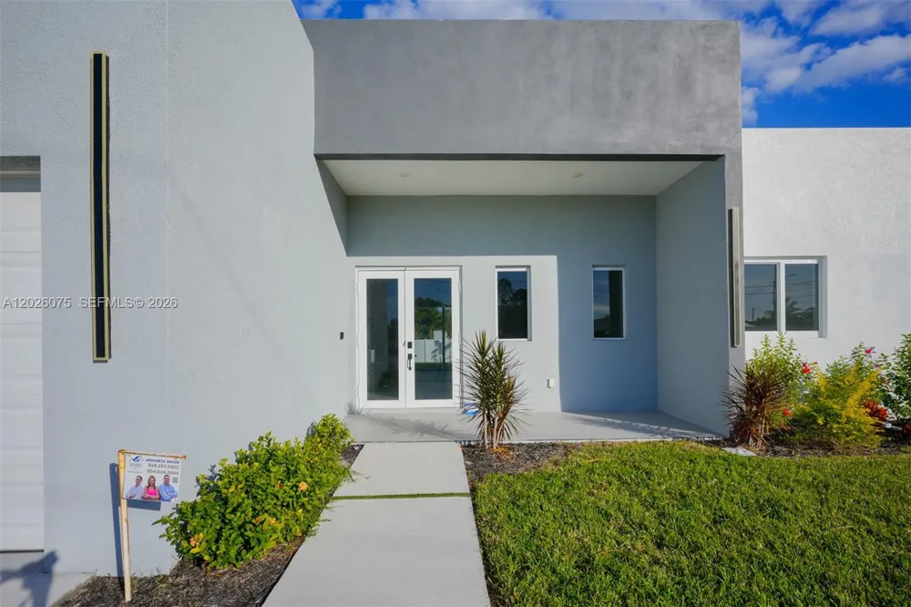 5 SW 26th Place Cape Coral, FL 33991