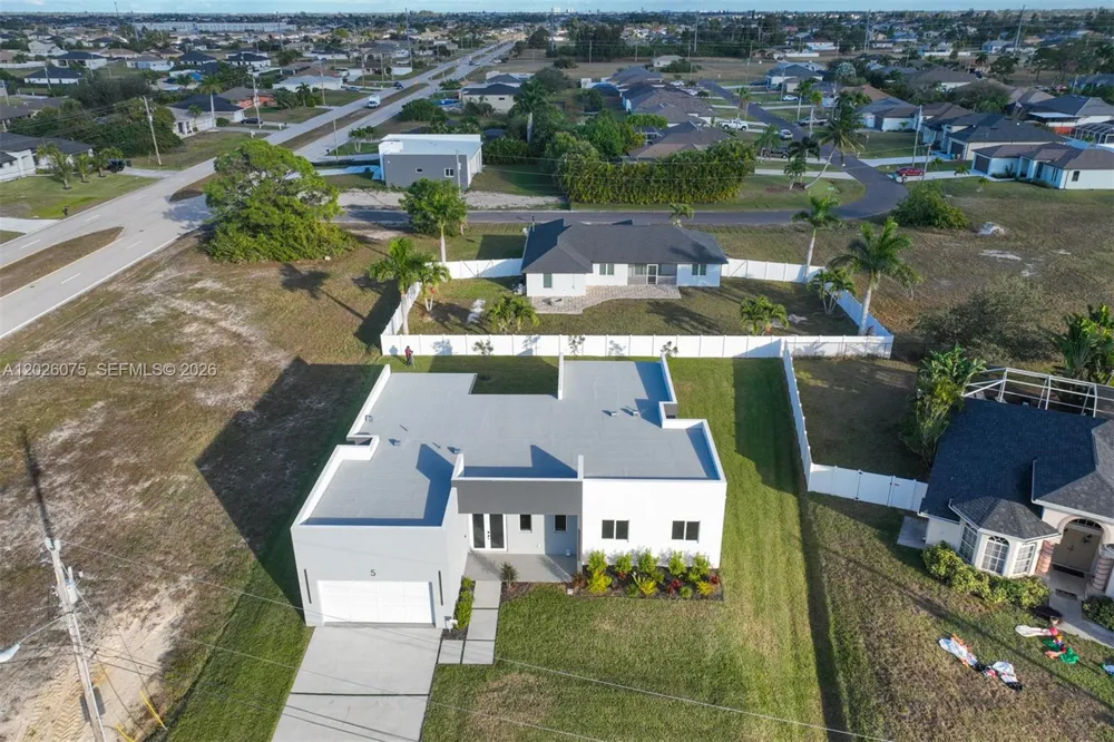 5 SW 26th Place Cape Coral, FL 33991