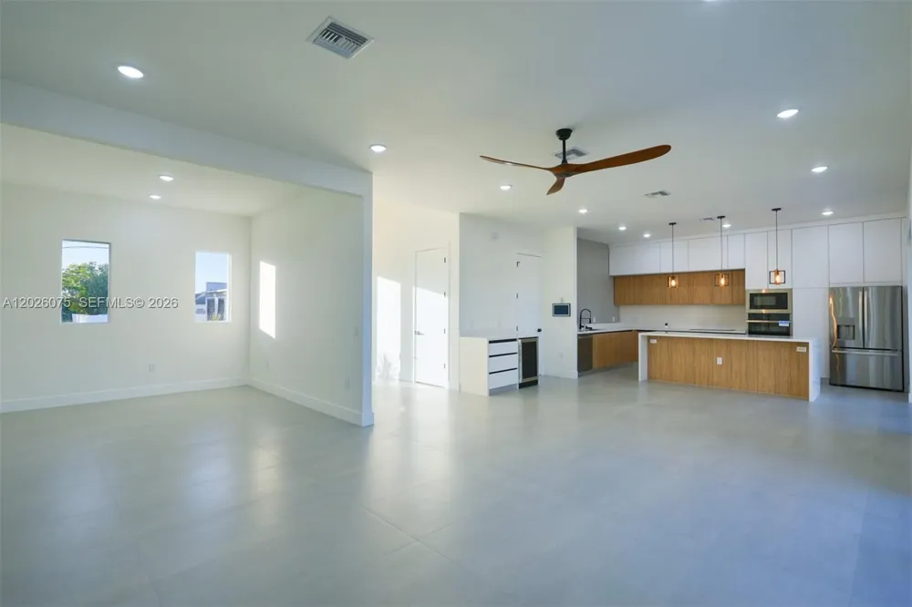 5 SW 26th Place Cape Coral, FL 33991