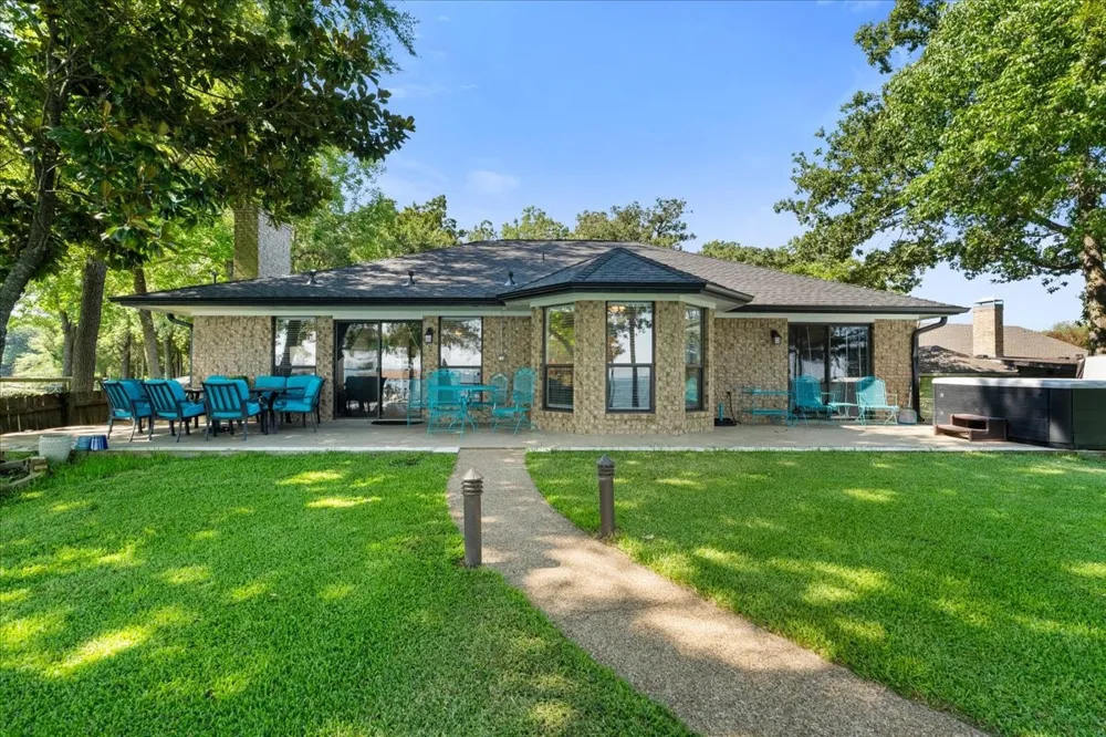 122 Knights Circle Streetman, TX 75859