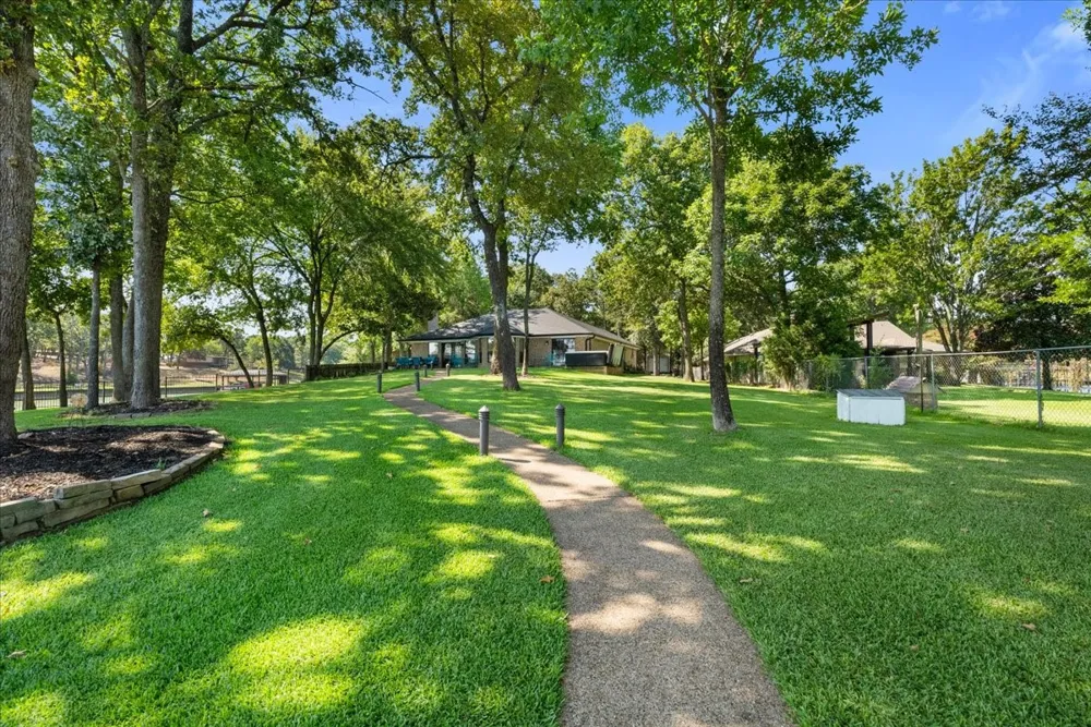 122 Knights Circle Streetman, TX 75859