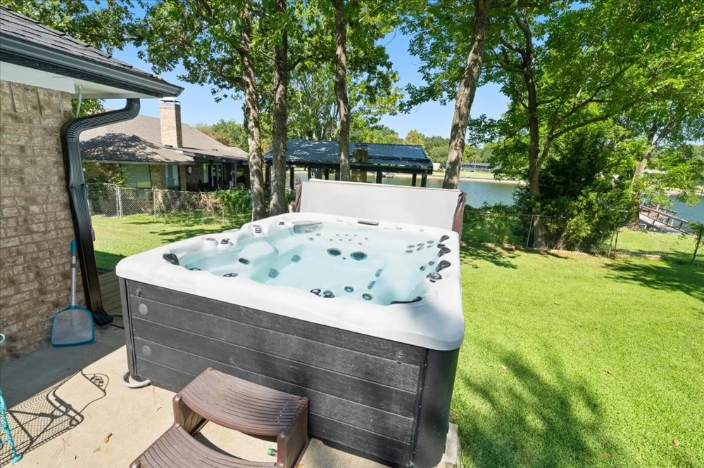 122 Knights Circle Streetman, TX 75859