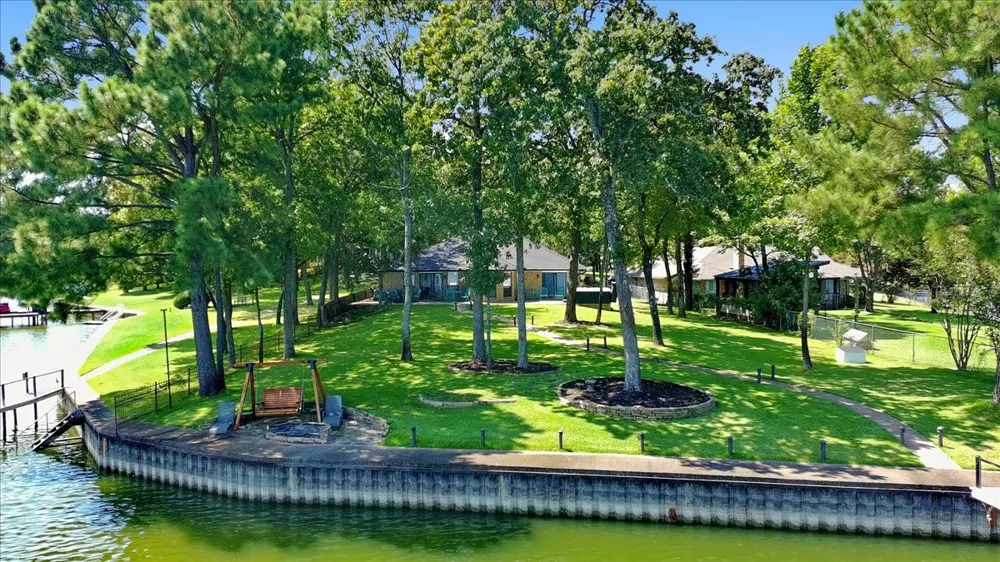 122 Knights Circle Streetman, TX 75859