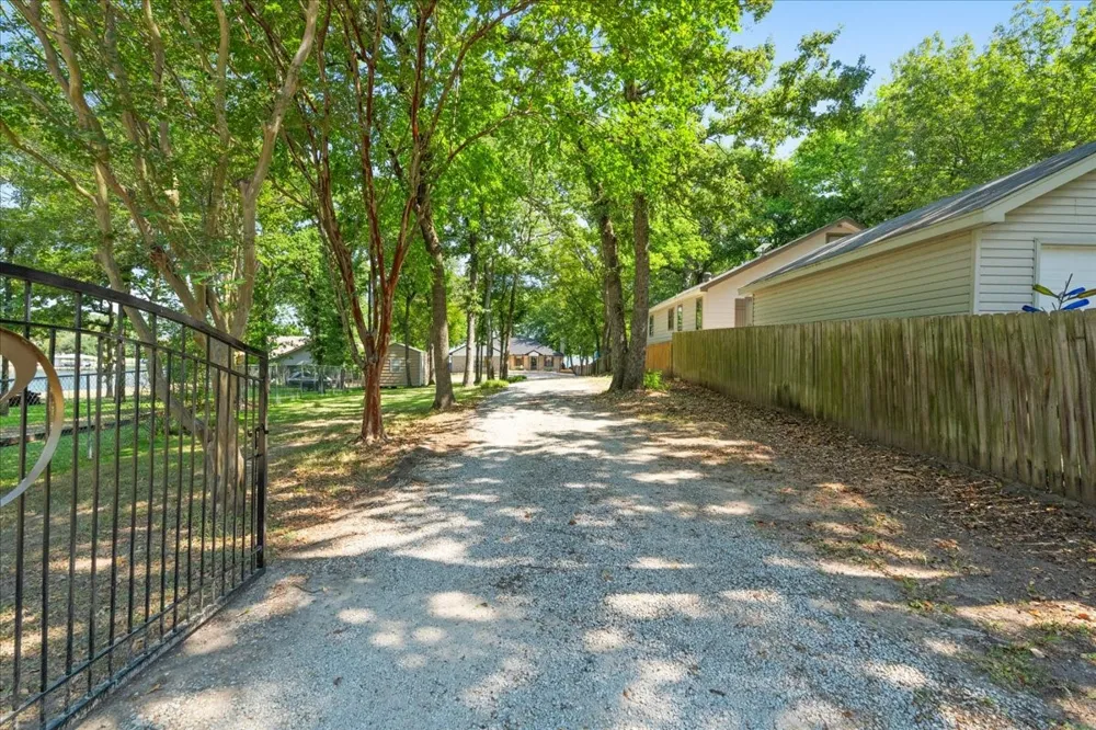 122 Knights Circle Streetman, TX 75859