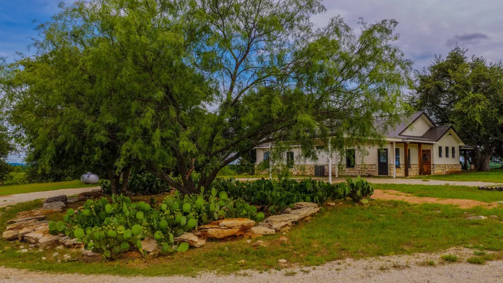 451 Rosser Ranch Road Graham, TX 76450