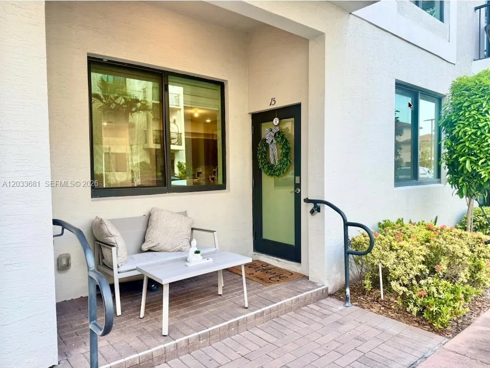 4700 NW 84th Ave #15 Doral, FL 33166