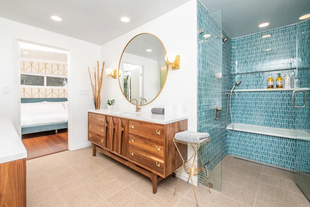 321 Morningside Vista, CA 92084