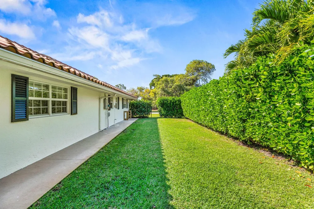 11658 Dunes Road Boynton Beach, FL 33436