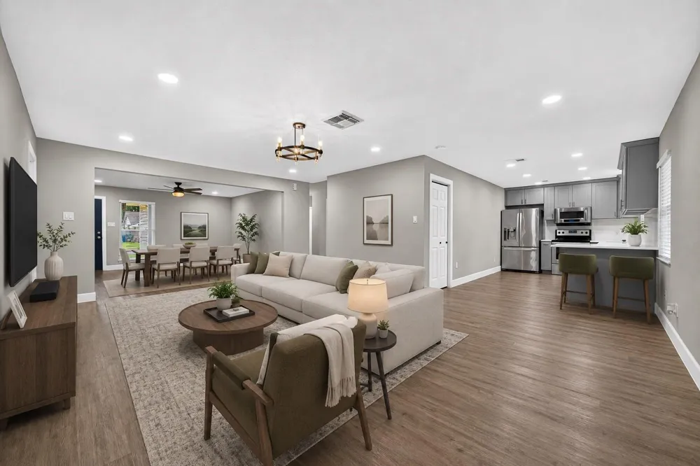 411 Cole Street Webster, TX 77598