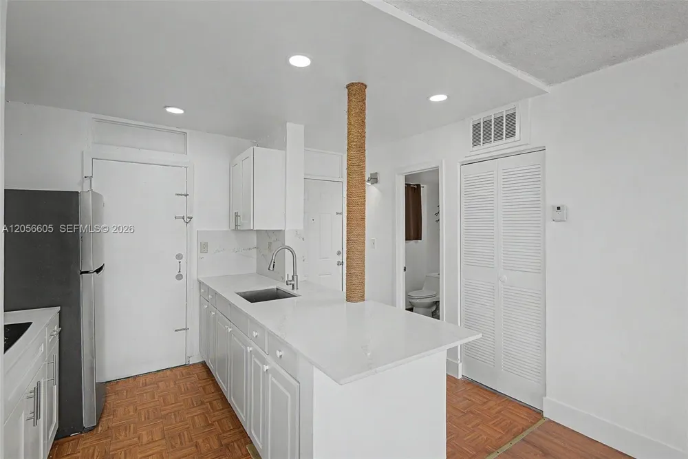 12590 NE 16th Ave #402 North Miami, FL 33161