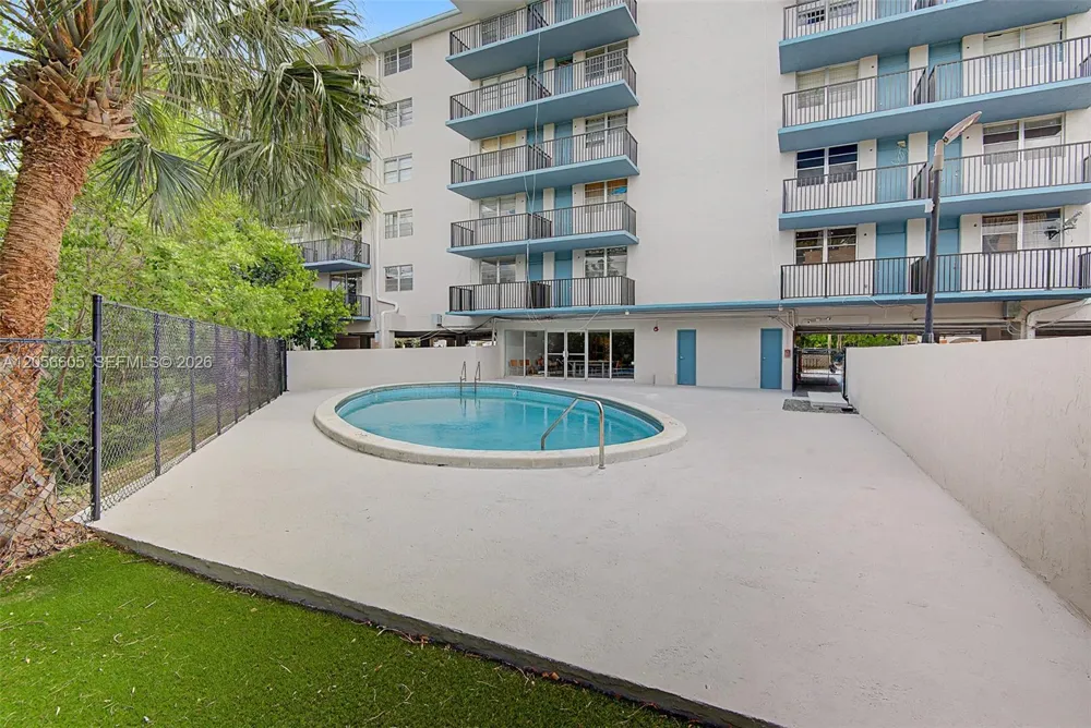 12590 NE 16th Ave #402 North Miami, FL 33161