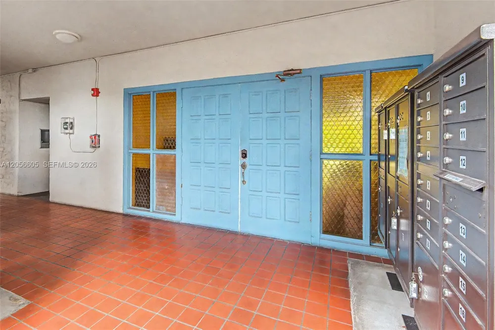 12590 NE 16th Ave #402 North Miami, FL 33161