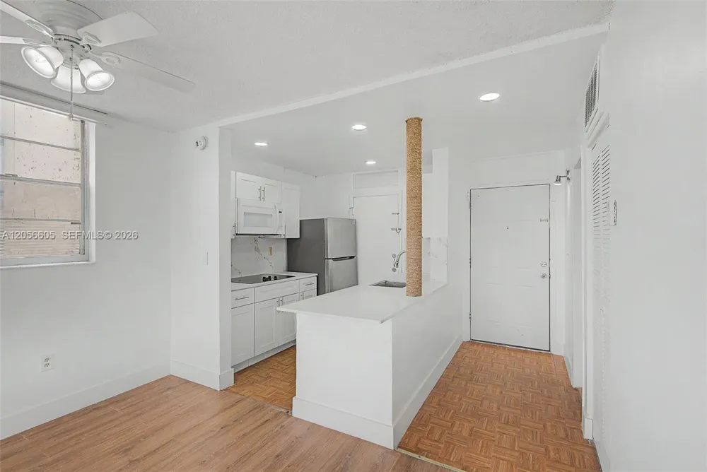 12590 NE 16th Ave #402 North Miami, FL 33161