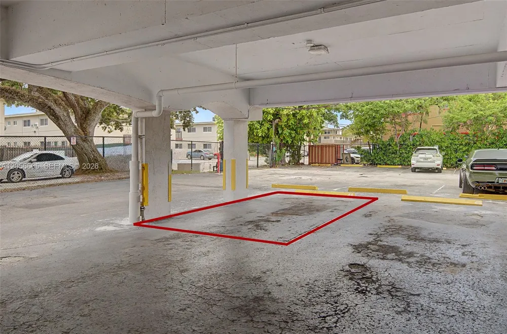 12590 NE 16th Ave #402 North Miami, FL 33161