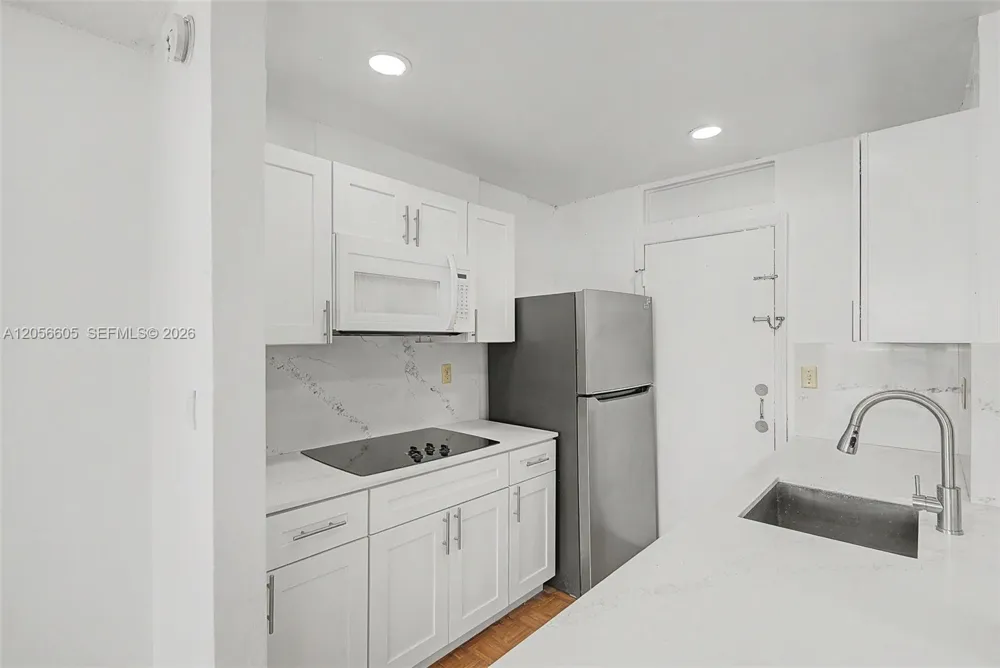 12590 NE 16th Ave #402 North Miami, FL 33161