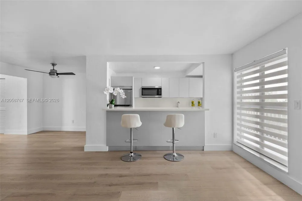 1340 Lincoln Rd #502 Miami Beach, FL 33139