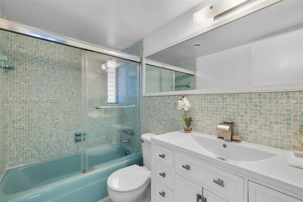 1340 Lincoln Rd #502 Miami Beach, FL 33139