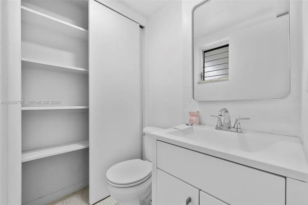 1340 Lincoln Rd #502 Miami Beach, FL 33139