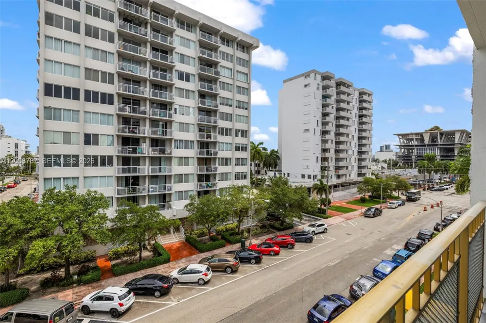 1340 Lincoln Rd #502 Miami Beach, FL 33139