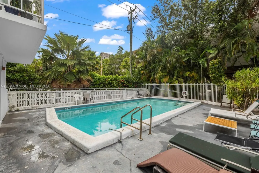 1340 Lincoln Rd #502 Miami Beach, FL 33139
