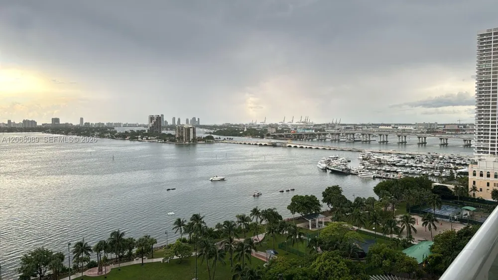 1800 Bayshore Dr #1609 Miami, FL 33132