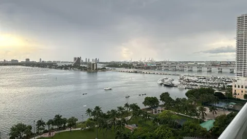 1800 Bayshore Dr #1609