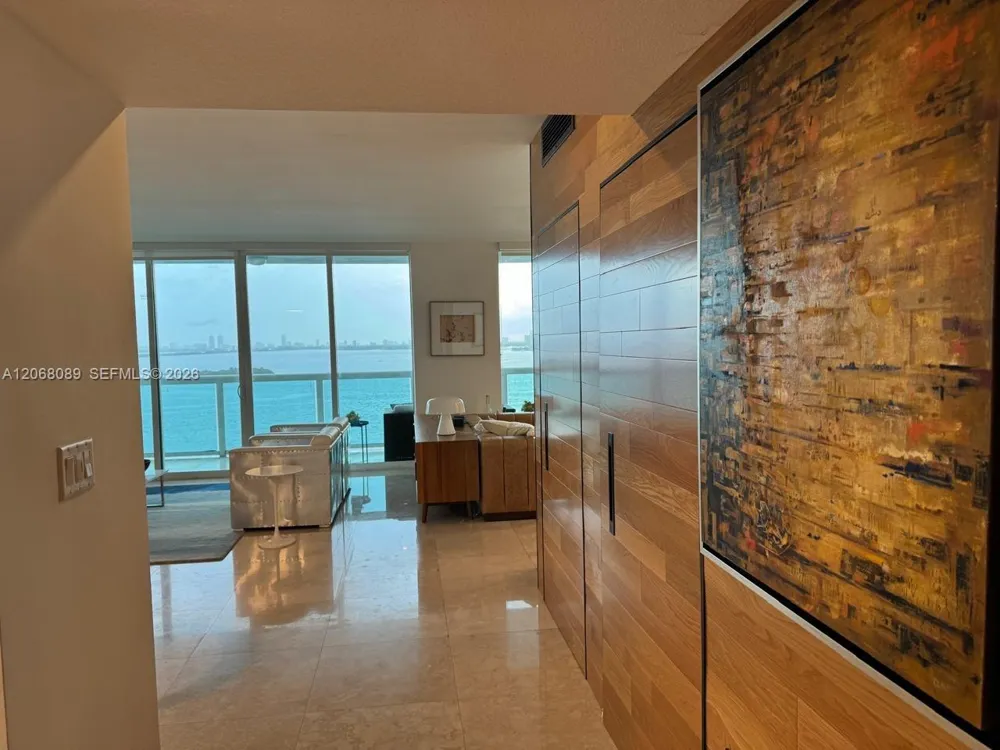 1800 Bayshore Dr #1609 Miami, FL 33132