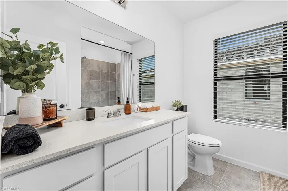 1682 Lake Jessup Circle Cape Coral, FL 33909
