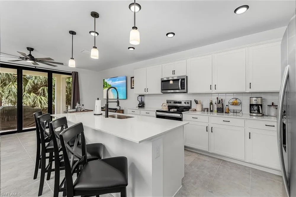 1682 Lake Jessup Circle Cape Coral, FL 33909